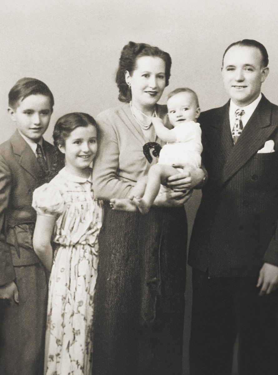 Sepia image of Mario and Mary Trinchero with Bob, Vera, and Roger Trinchero as small children.